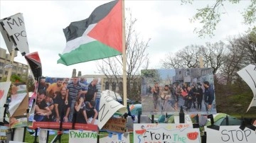 ABD'de Northwestern Üniversitesi öğrencilerinden mezuniyet töreninde Gazze'ye destek