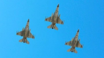 ABD, F-16'ların Ukrayna'ya gönderilmesine onay verdi