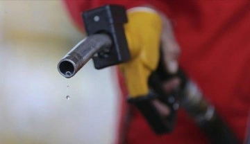 ABD ile Avrupalı ülkeler, Rusya'dan petrol ithalatını durdurmayı tartışıyor