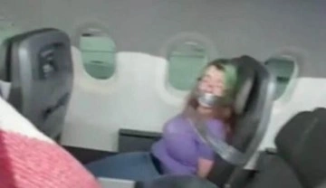 ABD'de uçaktaki yolcuları ısıran kadına 81 bin 950 dolar para cezası kesildi