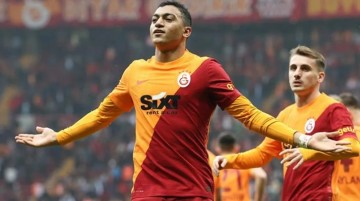 Ağlaya ağlaya gitti! Galatasaray'da Mostafa Mohamed takımdan ayrılırken gözyaşlarını tutamadı