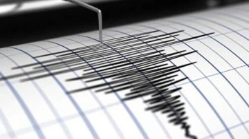 Akdeniz'de 4.2 büyüklüğünde deprem