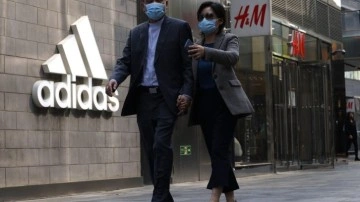 Alman devi Adidas Rusya'daki şirketini satıyor