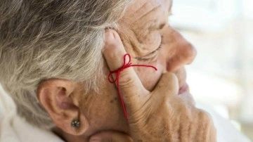 Alzheimer tarih mi oluyor: Beyin temizliği yapan ilaç keşfedildi!