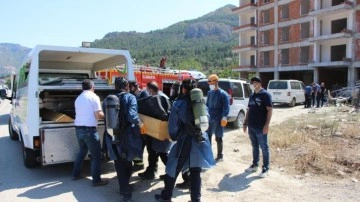 Amasya'da korkunç görüntü! İnşaatta ceset bulundu: Ekipler oksijen maskesiyle çıkardı!