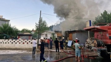 Antalya'da restoran yangını!