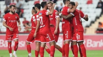 Antalyaspor sahasında rahat turladı