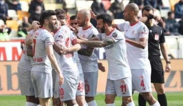 Antalyaspor yükselişe geçti! Malatyaspor galibiyeti unuttu