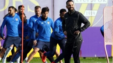 Arda Turan ilk transferini Galatasaray'dan yapacak! Yıldız isim ayrılığa sıcak bakıyor