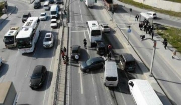 Arnavutköy’de zincirleme kazada 6 araç birbirine girdi
