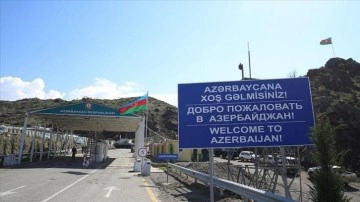 Azerbaycan, Laçın'da geçişleri geçici olarak durdurdu