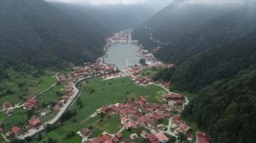 Bakan Kurum talimat verdi! Uzungöl, kaçak yapılardan temizlenecek