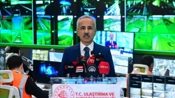 Bakan Uraloğlu, bayram trafiğinin akıllı ulaşım sistemleriyle anlık takip edildiğini bildirdi