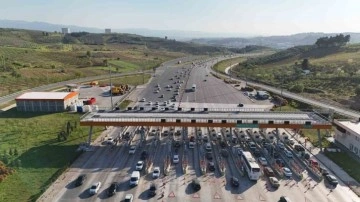 Bakan Uraloğlu: "Otoyollardan 21 milyon 67 bin 377 araç geçti”
