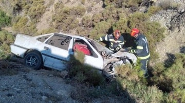 Balayı dönüşü feci kaza! Yeni evli çifti ölüm ayırdı