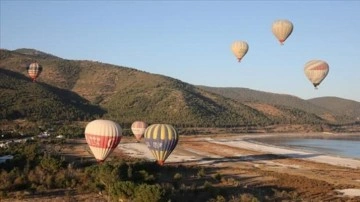 Balon turizmi yeni rotalar ile 2 milyon yolcu potansiyeli barındırıyor