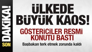 Bangladeş'te büyük kaos! Göstericiler resmi konutu bastı Başbakan terk etmek zorunda kaldı