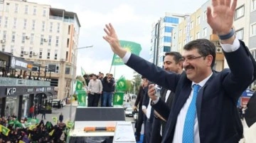 Batman'da AK Parti adaylarına görkemli karşılama