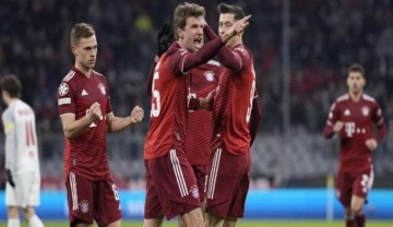 Bayern Münih, Salzburg'u bozguna uğrattı!