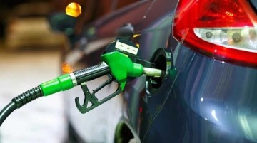 Benzine 1 lira 4 kuruş zam geldi! Litre fiyatı 24 liraya dayandı - Haberler