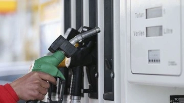 Benzine bir haftada 3. indirim! İndirimli benzin İstanbul'da Ankara'da ne kadar oldu?