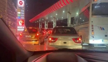 Benzine zam geldi kuyruklar oluşturdu! İstasyonlar yakıt vermiyor iddiası