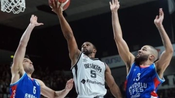 Beşiktaş Fibabanka, Anadolu Efes'i eleyerek Dörtlü Final'e yükseldi!