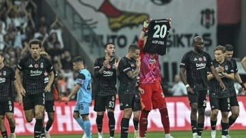 Beşiktaşlı futbolcular golü Necip'e hediye etti