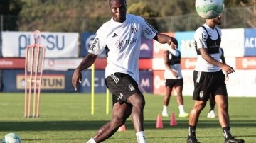 Beşiktaş'ta Aboubakar takımdan ayrı düz koşu yaptı