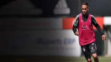 Beşiktaş'tan ayrılacak mı? Teixeira'nın menajeri açıkladı