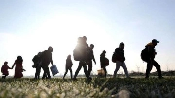 BM uyardı: 400 bin göçmen sınırı geçebilir