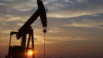 Brent petrolün varil fiyatı 76,33 dolar'dan işlem gördü