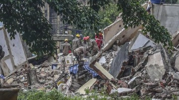 Brezilya'da apartman çöktü: 14 ölü