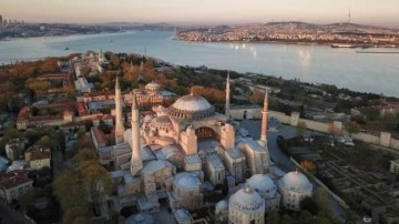 Bu günleri de gördük! Milli Gazete-Cumhuriyet Ayasofya Camii'ne karşı el ele verdi