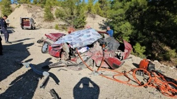 Burdur'da feci, kaza: 2 kişi öldü, 6 yaralı!