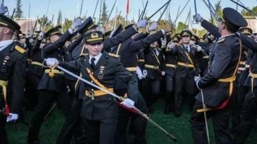 CHP lideri İnönü disiplinsiz Harbiyeliler'in tamamını ihraç etmiş! 1459'u birden...