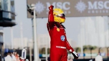 Çin Grand Prix'sinde pole pozisyonunu Hamilton kaptı