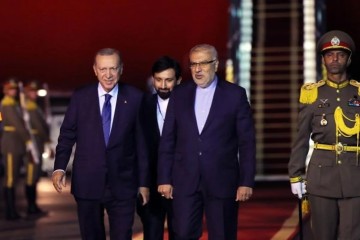 Cumhurbaşkanı Erdoğan İran'a geldi