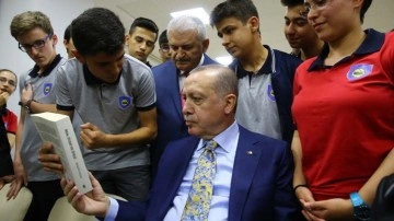 Cumhurbaşkanı Erdoğan'a sunuldu Müfredata 'değerler eğitimi' geliyor