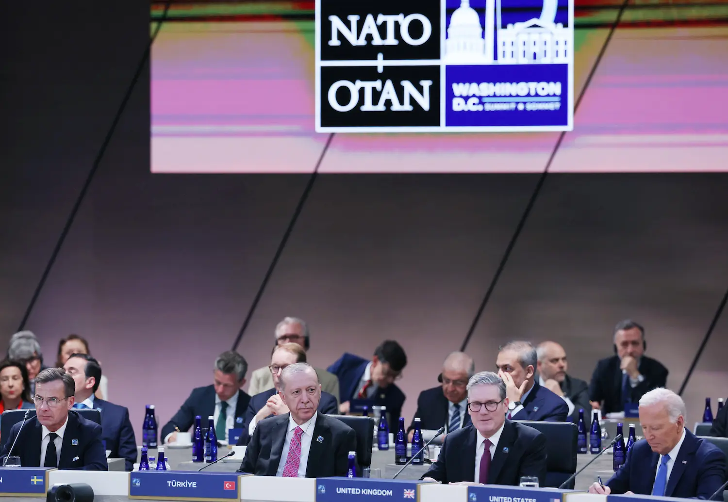 Cumhurbaşkanımız Erdoğan, NATO Müttefik ve Ortak Devlet ve Hükümet Başkanları Toplantısı'na katıldı