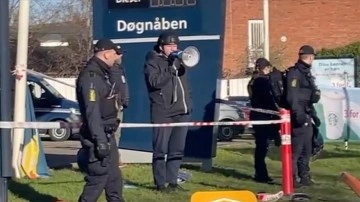 Danimarka hükümeti Kur'an yakılmasını yasaklayan yasa tasarısı sunacak