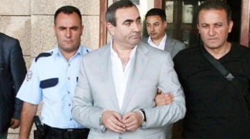 "Demir Yumruk" operasyonunda Erol Evcil'in de arasında olduğu 5 şüpheli tutuklandı