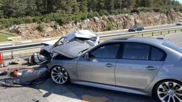 Denizli'de iki otomobilin çarpıştığı kazada 1 kişi öldü, 7 kişi yaralandı