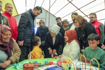 Depremzede çocuklara psikososyal destek... 15 bin çocuğa ulaşıldı