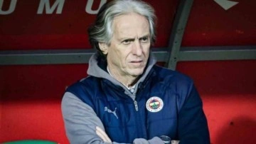 Derbi öncesi Jorge Jesus'un zor kararı!