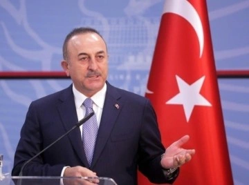 Dışişleri Bakanı Çavuşoğlu, Rus ve Ukraynalı mevkidaşlarıyla telefonda görüştü