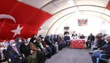 Diyarbakır anneleri Gara şehitleri için mevlit okuttu