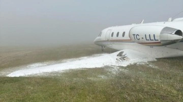 Diyarbakır'da özel jet pistten çıktı! Alana ekipler sevk edildi