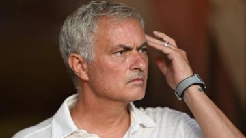 Dünya, Mourinho'nun hareketini konuşuyor!