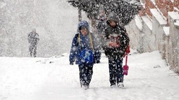 Eğitime kar engeli! 14 ilde okullar tatil edildi